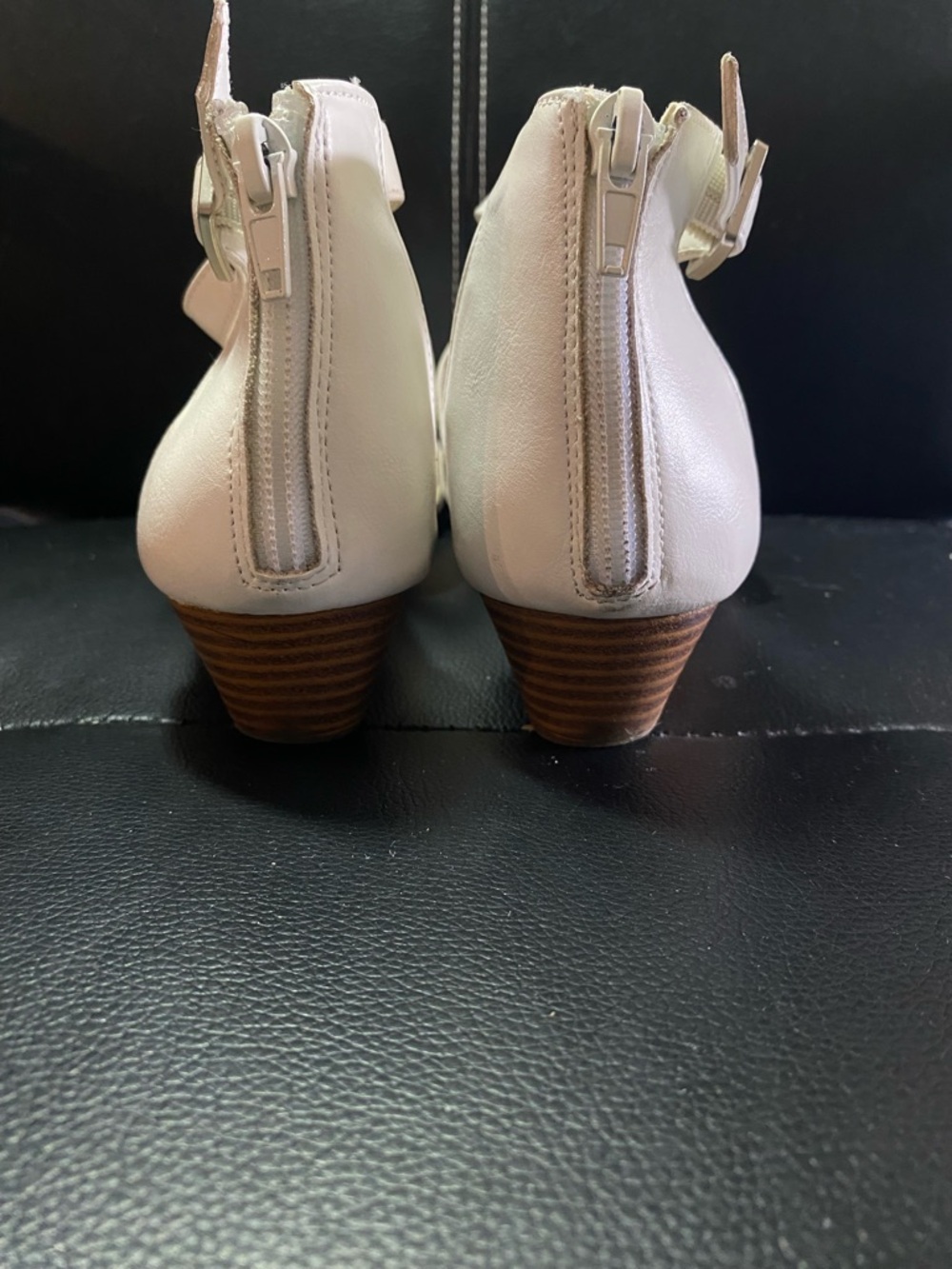 St. John’s Bay White Wedge Sandals with Braided Detail Size 7.5 - Picture 6 of 9